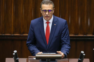 Nowa technologia w Sejmie. Poseł Sachajko w super-okularach