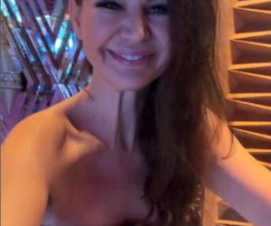 Internauci oniemieli po tym wideo! Rutkowski w bikini chwali się gigantycznym spadkiem wagi