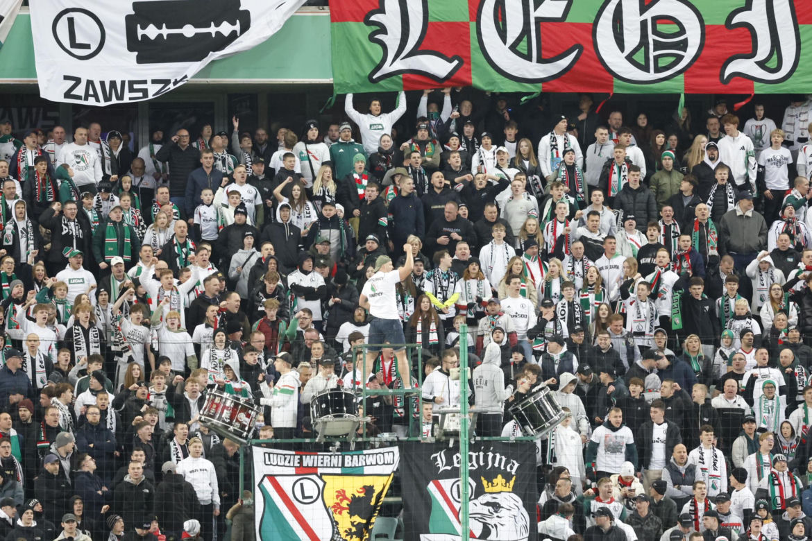 Legia Warszawa - Lech Poznań: Zdjęcia kibiców z klasyku i 13. kolejki PKO BP Ekstraklasy
