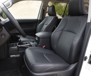 2020 Toyota Land Cruiser 