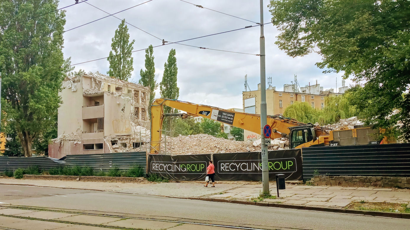 Rozbiórka Domu Marynarza - lipiec 2020