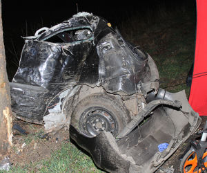 Śmiertelny wypadek niedaleko Choszczna! NIE ŻYJĄ 3 osoby