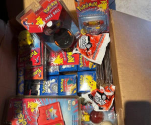 Babcia przez lata chowała karty do gry w Pokemona. Okazały się warte fortunę
