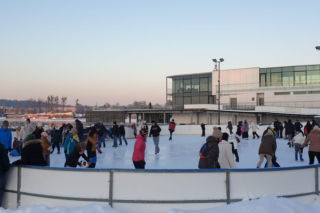 Na łyżwy w Olsztynie! Lodowisko w Centrum Rekreacyjno-Sportowym Ukiel [RELACJA, ZDJĘCIA]