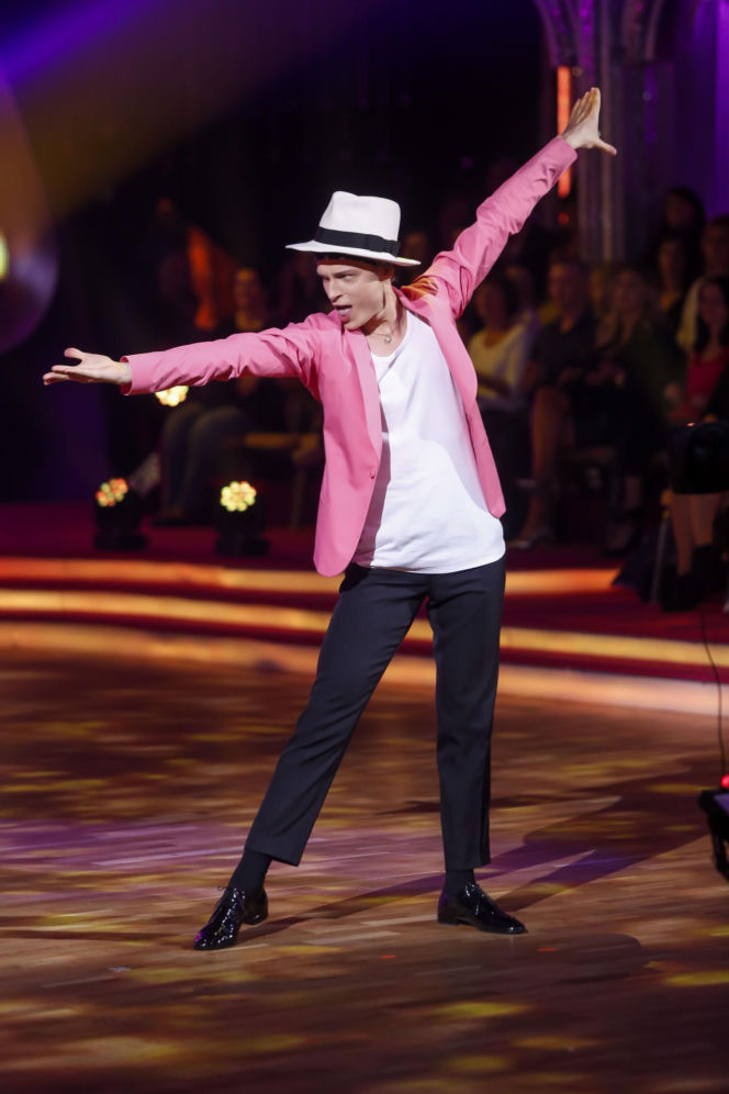 Tak przez lata zmieniał się Patryk Pniewski. Zaczynał jako idol nastolatek w "Pierwszej miłości"