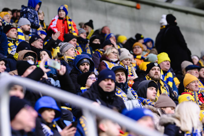 Arka Gdynia - Raków Częstochowa, zdjęcia kibiców i piłkarzy z meczu 17. kolejki PKO BP Ekstraklasy