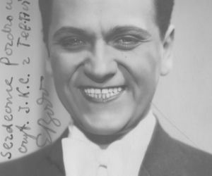 Rozmyte twarze i ukryta historia. Tajemnica zdjęcia z balu sylwestrowego 1933 roku