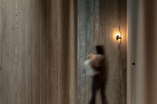 Dom wokół drzewa w Poznaniu. Betonowa willa projektu PL.architekci