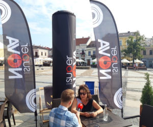 Super Lato w Kielcach. Zdjęcia z naszego mobilnego studia w ogródku letnim klubu Maska