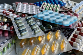 Multiwitaminy to strata pieniędzy - twierdzą badacze i podważają ich skuteczność