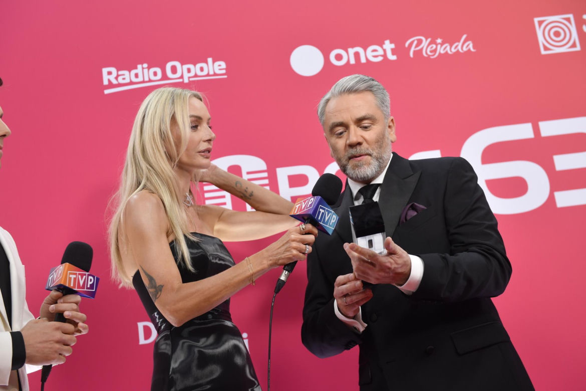 Aktorzy przejęli scenę w Opolu! Totalne wzruszenie i tęsknota za Magdą Umer i Agnieszką Osiecką