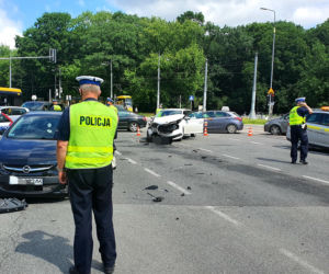 Wypadek na skrzyżowaniu ul. Królewskiej i ul. Marszałkowskiej