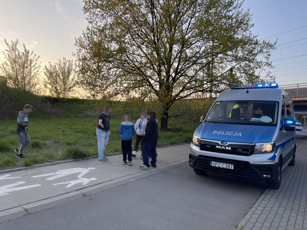 Dramat na Pradze. 12-latka wpadła pod pociąg, jej matka była pijana