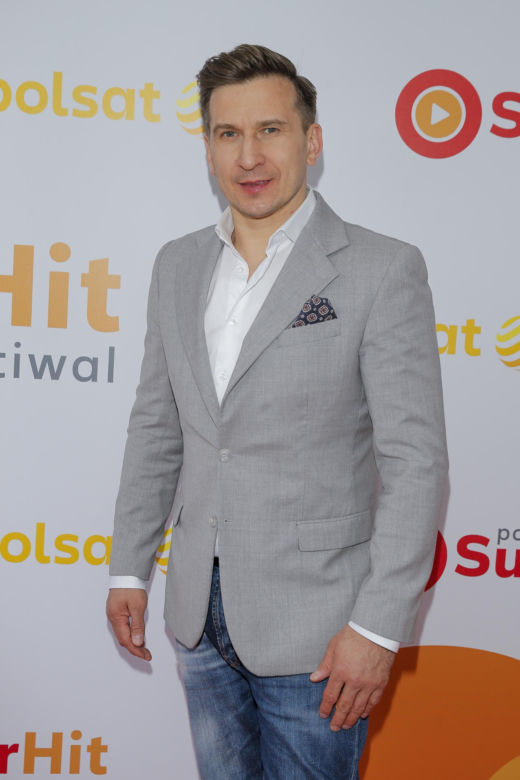 Gwiazdy na czerwonym dywanie podczas Polsat SuperHit Festiwalu w Sopocie