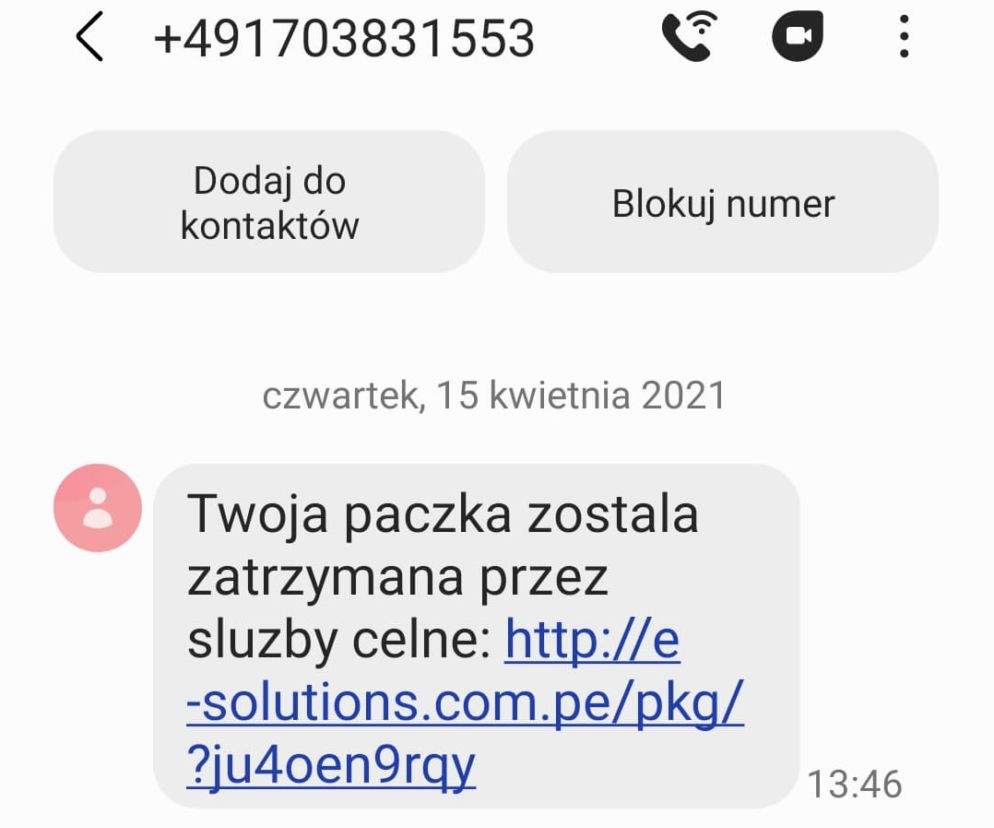 Fałszywe wiadomości SMS od służby celnej w sprawie paczek. To oszustwo!