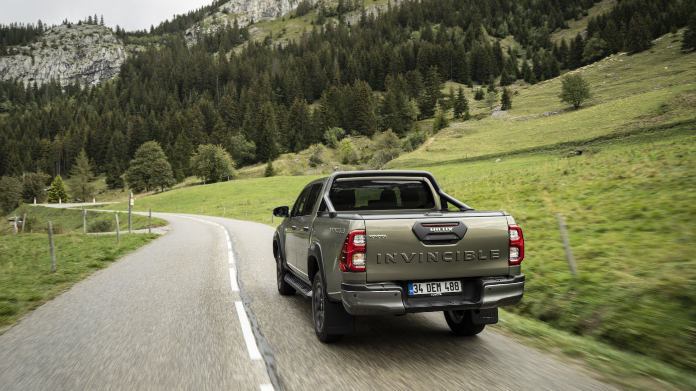 Toyota Hilux 2.8 Invincible