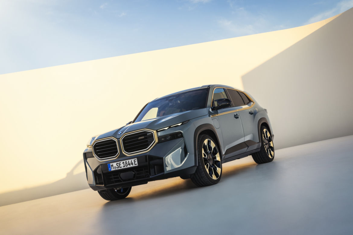BMW XM (2023)