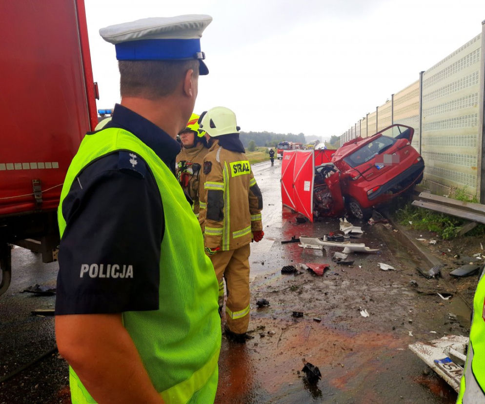 Opole. Śmiertelny wypadek na obwodnicy północnej. 25-latka zginęła przez błąd innej kobiety? [ZDJĘCIA]