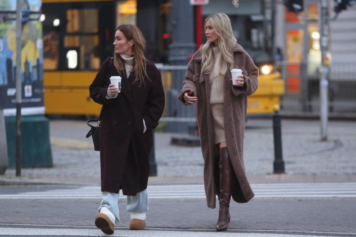Joanna Krupa z siostrą Martą. Zjadły w mlecznym i poszły po patelnię