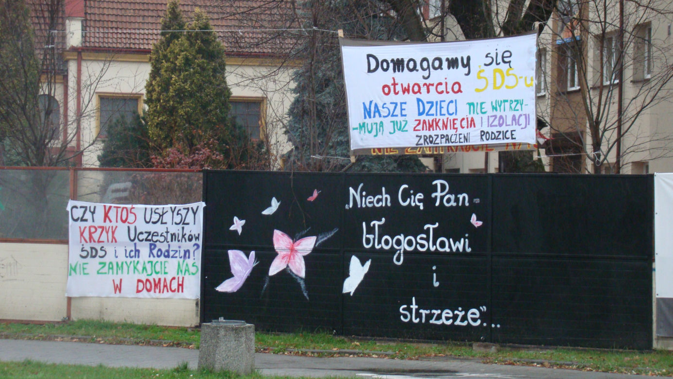 Rozpaczliwy apel opiekunów niepełnosprawnych