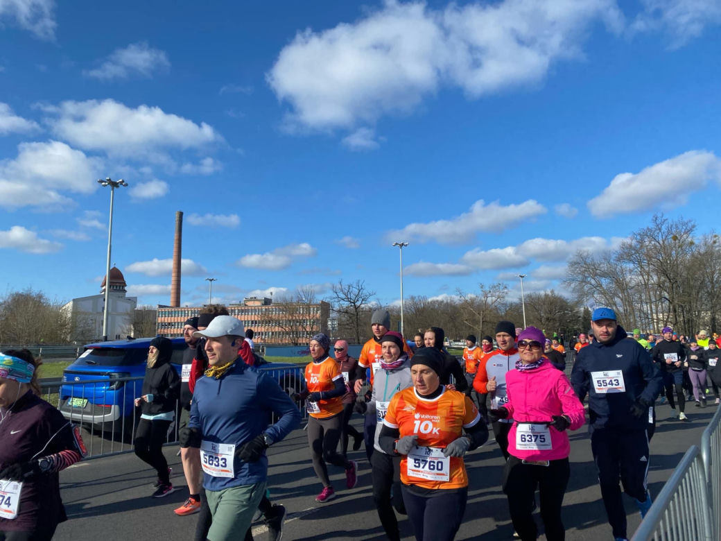 DOZ Maraton Łódź 2025. Biegacze opanowali Łódź