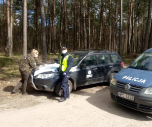 Koronawirus na lesnych ścieżkach. Policja i leśnicy na wspólnych patrolach