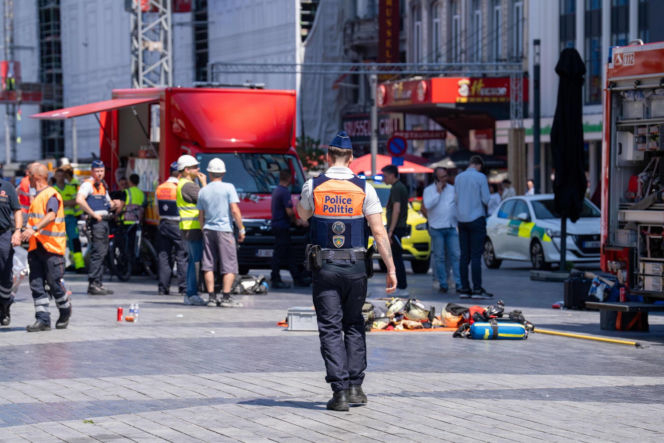 Sześć osób zginęło w pożarze biurowca w centrum Brukseli