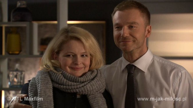 M jak miłość odc. 1071. Marta (Dominika Ostałowska), Andrzej Budzyński (Krystian Wieczorek)