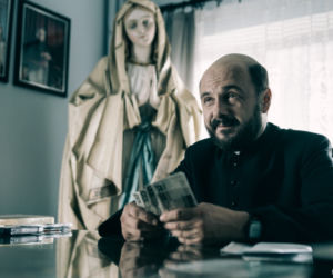 Kler - znani aktorzy w sutannach 