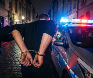 Zatrzymanie w Legnicy. Złodzieja sklepowego złapał policjant po służbie