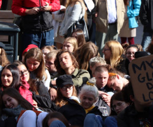 Młodzieżowy Strajk Klimatyczny w Toruniu. Protestowali przeciwko rządowi i korporacjom