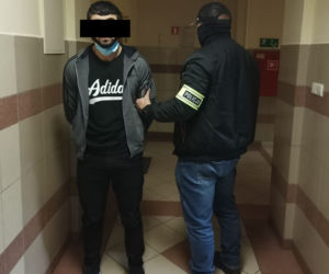 Gang nożowników za kratami ! Trzech Gruzinów grasowało na Pradze