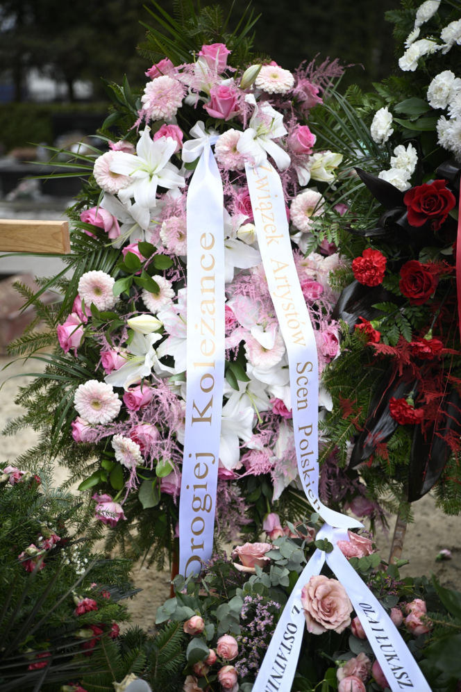 Bożena Dykiel spoczęła na Powązkach Wojskowych