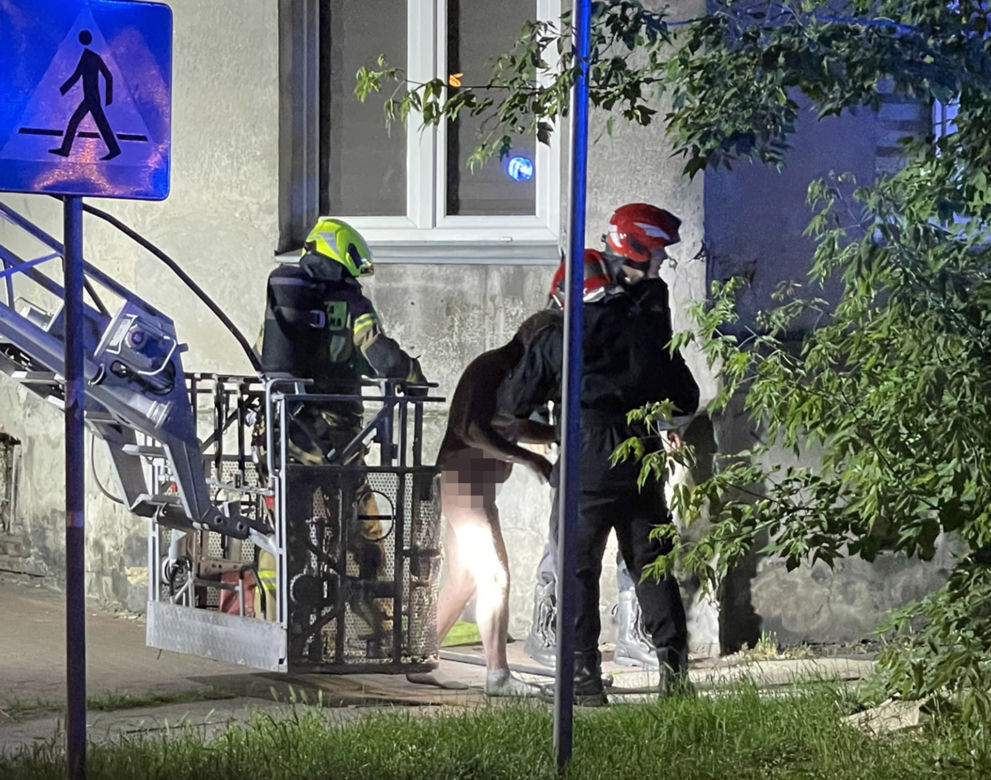 Gigantyczny pożar kamienicy w Pruszkowie. Dwie osoby nie żyją