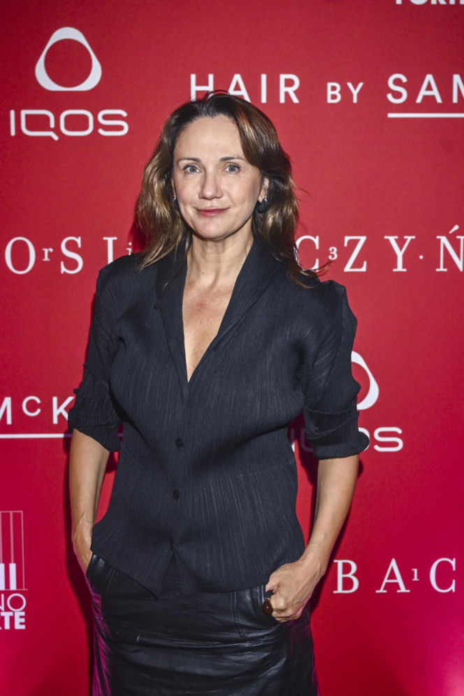 Książkiewicz pokazała majtki, Olejnik jak diwa i Grochowska w zbroi. Tłum gwiazd na pokazie Baczyńskiej