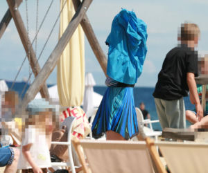 Justyna Sieńczyłło na plaży