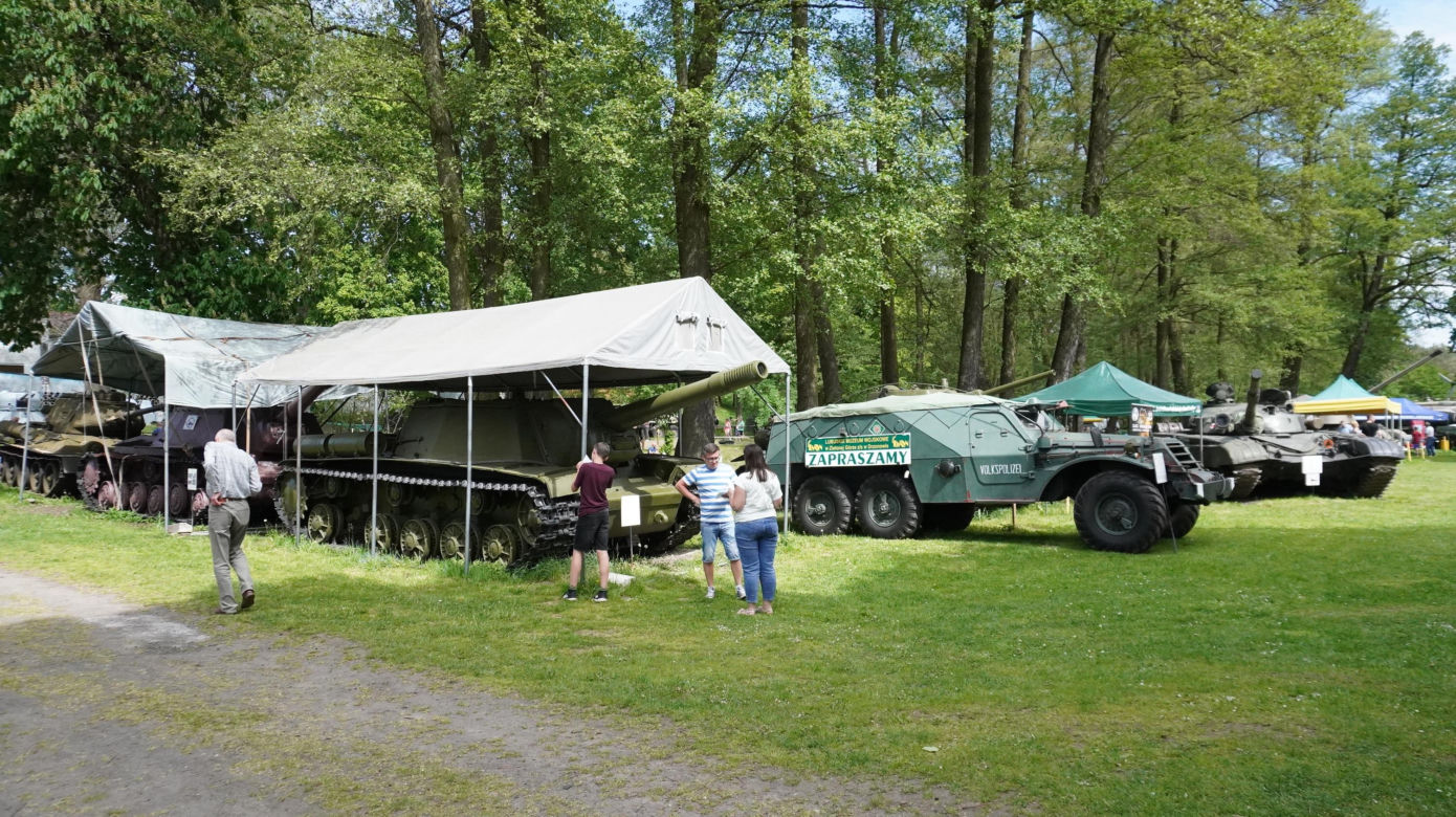 Piknik modelarski 2024 w Lubuskim Muzeum Wojskowym w Drzonowie