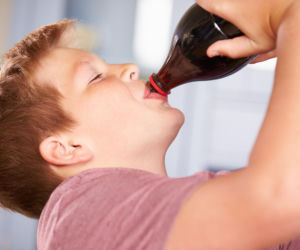 Nie zawiera cukru, nie ma kalorii, a jednak coś tu nie gra. Eksperci zauważają niepokojący trend