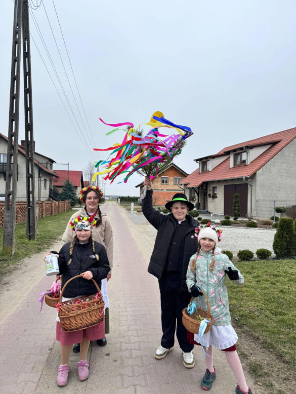 Nowe lotko na dobry rok. W Bukówcu Górnym stary zwyczaj ciągle żywy