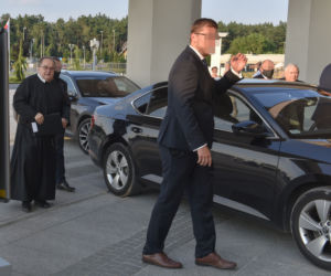 Kaczyński podwiózł Rydzyka