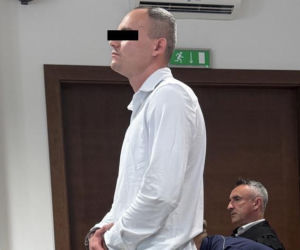 Krwawe porachunki w pizzerii. Wyciągnęli pistolety, maczety i koktajle Mołotowa