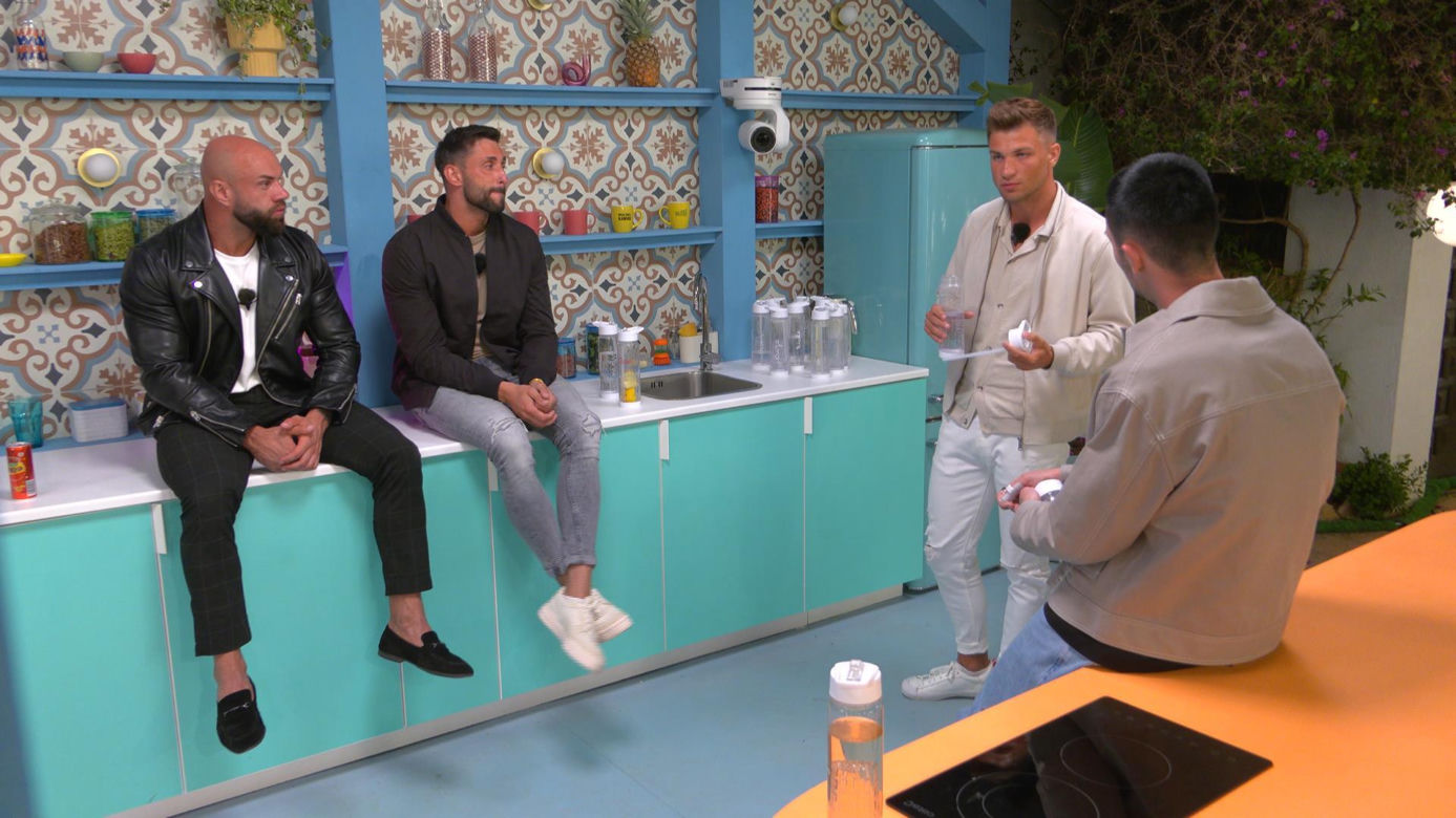 Love Island 9: wielki powrót na wyspę miłości. Adrian ma przerąbane?