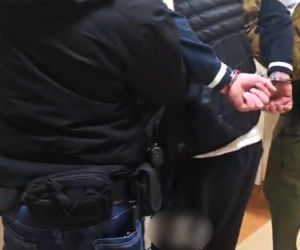 Długie ukrywanie się nic nie pomogło.  Przestępca wpadł w ręce sądeckich policjantów!