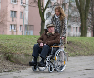 Na Wspólnej 2300, Monika (Sylwia Gliwa), Stanisław (Wojciech Pokora)