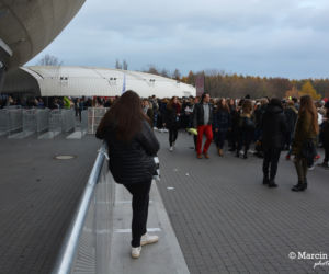 Justin Bieber w Krakowie. Tłumy fanek wyczekiwały gwiazdy przed Tauron Areną [GALERIA]