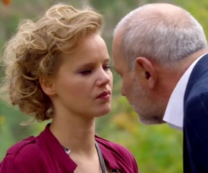 O mnie się nie martw 3 sezon odcinek 13 (odc. 39). Iga Małecka (Joanna Kulig), Marek Kaszuba (Krzysztof Stelmaszyk)