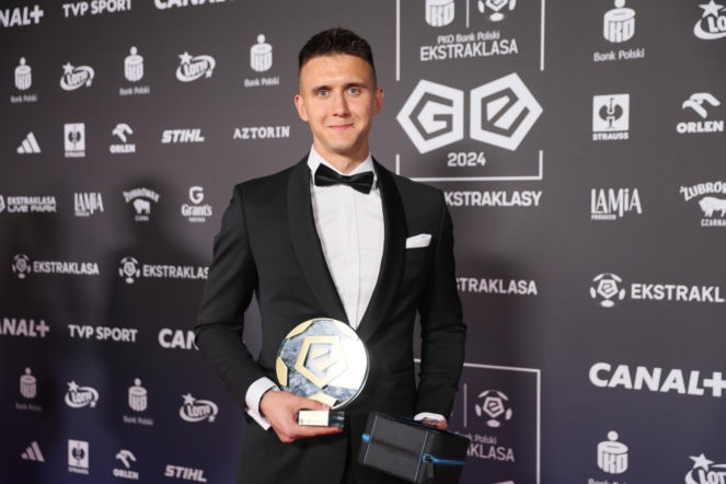 Mateusz Kochalski z Karabachem Agdam podbija Ligę Mistrzów. Polski bramkarz zatrzyma Napoli?