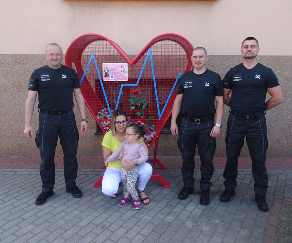 Więziennicy z Tarnowa pomogli ciężko chorej dziewczynce. Wzruszający gest