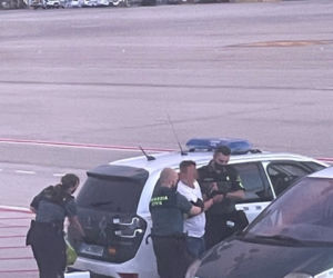 Przymusowe lądowanie samolotu przez pijanego mężczyznę 