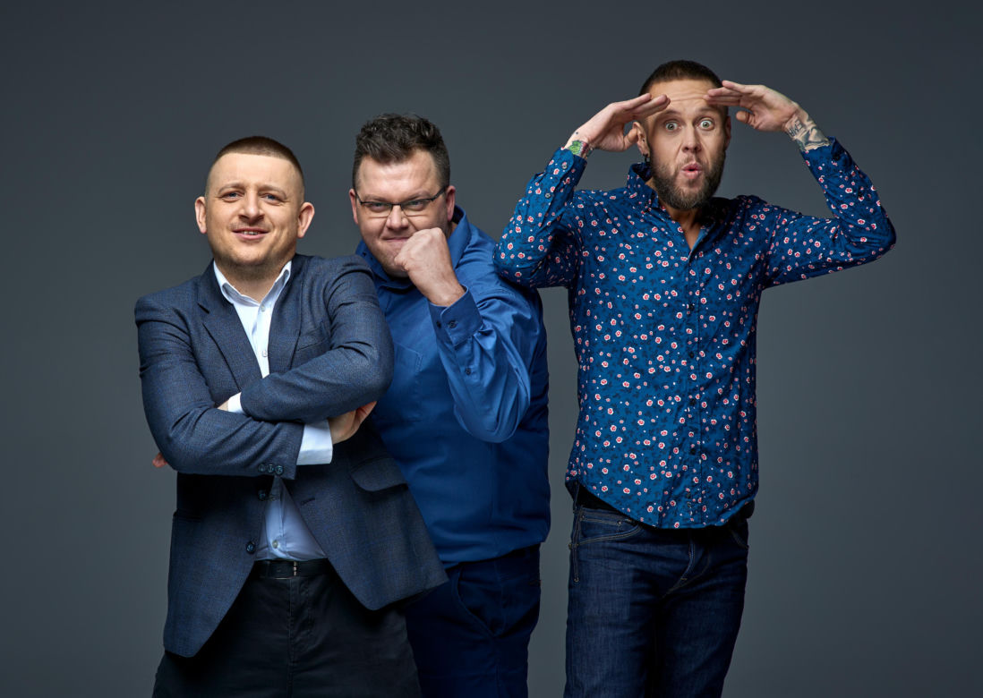 Nie do wiary, jak zmienili się uczestnicy Gogglebox. Przed telewizorem. To oni wystąpili w pierwszym odcinku!